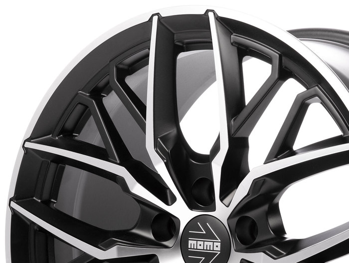 Momo Spider Black Matt Polish