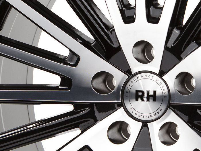 RH Alurad WM Flowforming Schwarz voll poliert